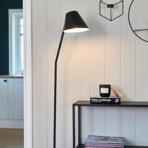 Nordic vägglampa Svart | House of Lamps Nordic vägglampa Svart | House of Lamps